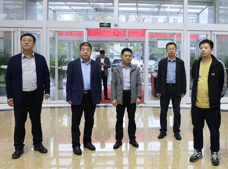 北京市客商考察团来山东EBET易博网站集团参观考察