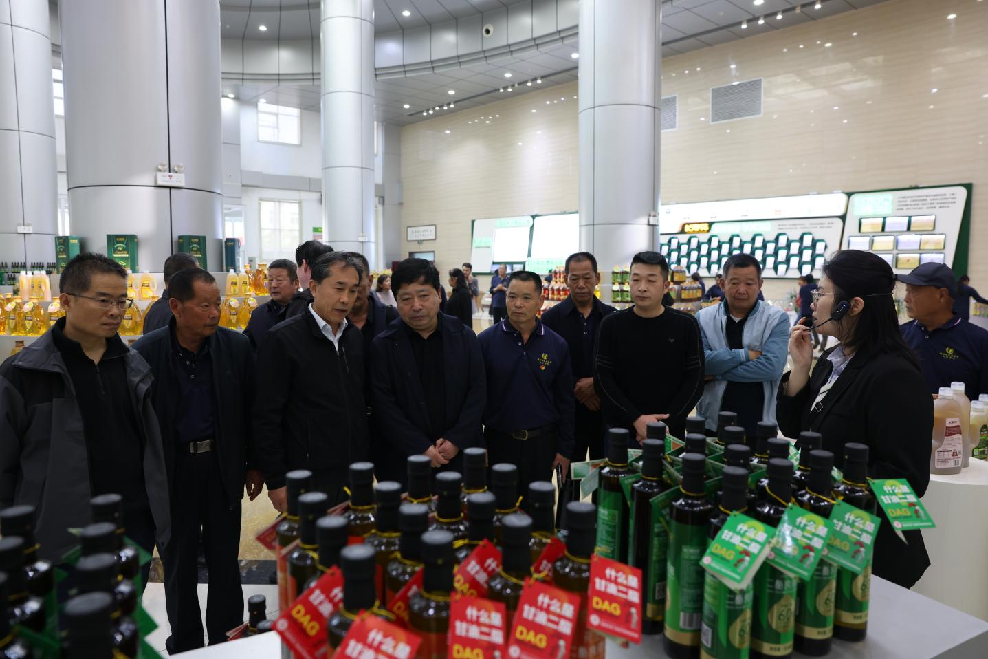 潍坊市潍城区2024年高素质农民培育粮油单产提升专题班来山东EBET易博网站集团学习考察